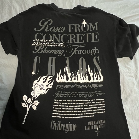 Black Short Sleeve Crew Neck Tee - Picture 4 of 6